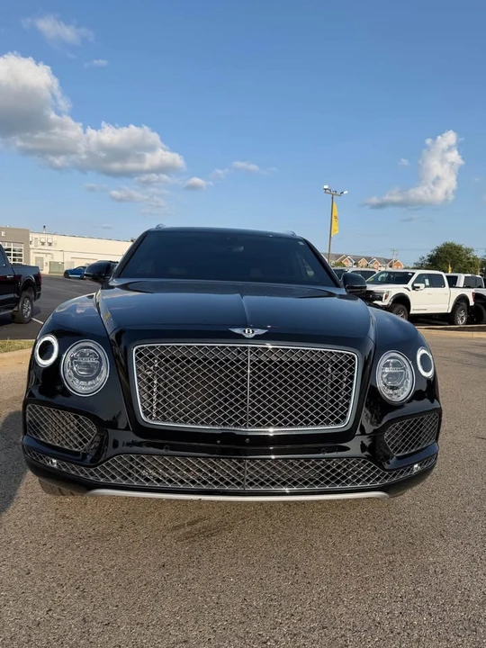 2020 Bentley Bentayga - Image 3 of 15