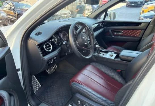 2020 Bentley Bentayga - Image 2 of 3