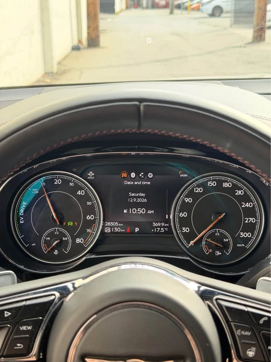 2020 Bentley Bentayga - Image 14 of 14