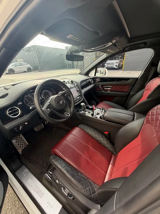 2020 Bentley Bentayga - Image 10 of 14