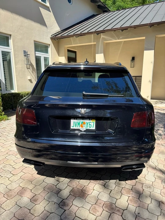 2020 Bentley Bentayga - Image 5 of 10