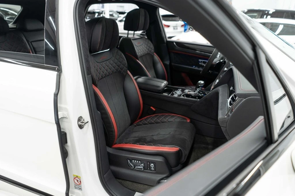 2020 Bentley Bentayga Speed - Image 11 of 12