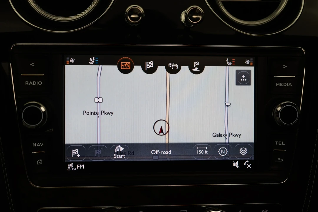 2020 Bentley Bentayga Speed - Image 17 of 21