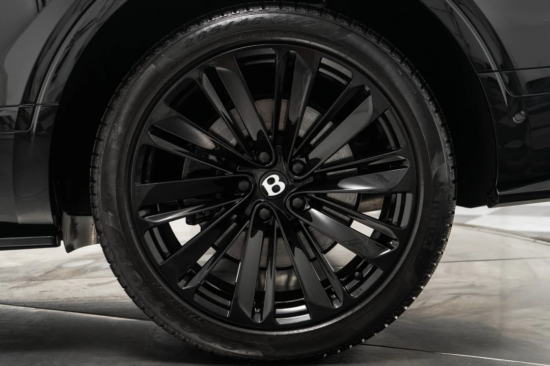 2020 Bentley Bentayga Speed - Image 11 of 12