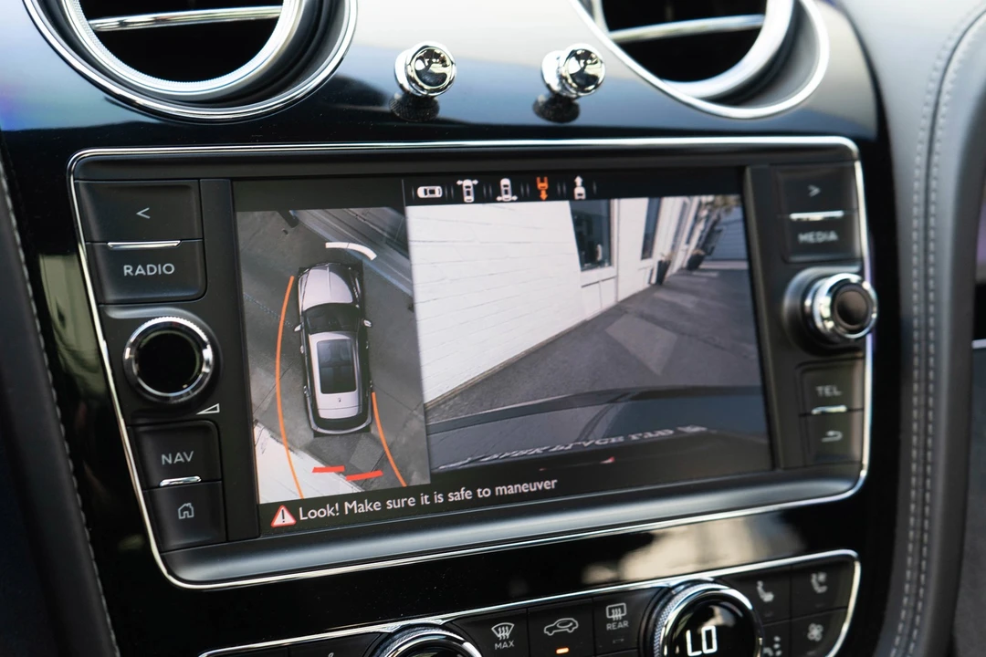 2020 Bentley Bentayga Speed - Image 20 of 31
