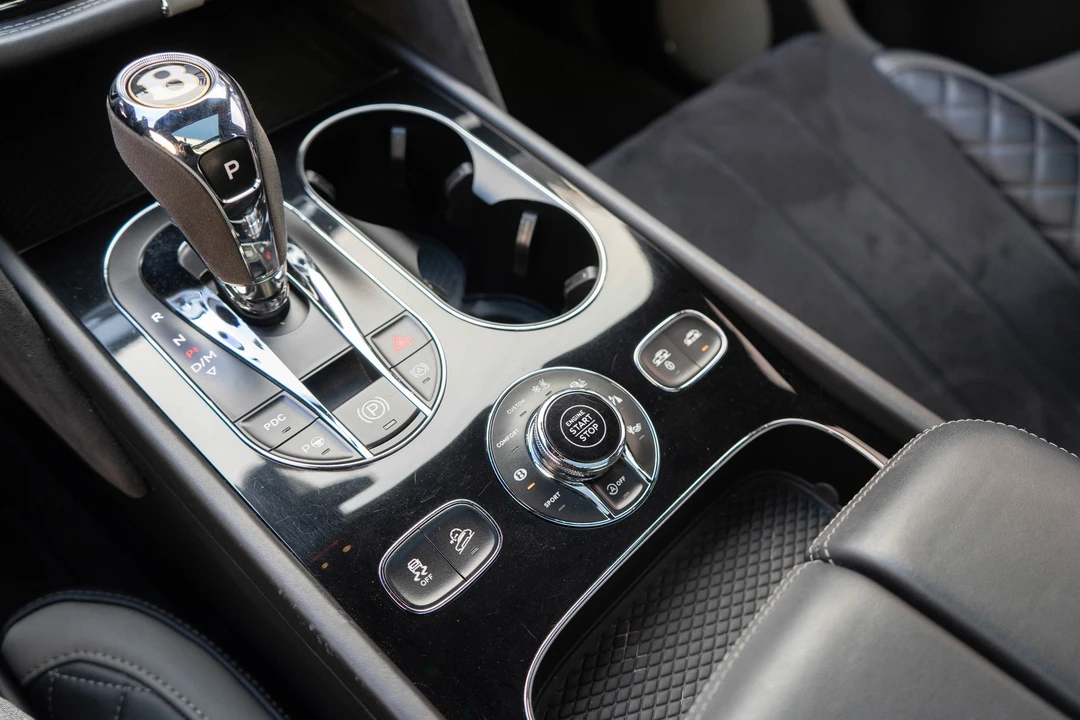 2020 Bentley Bentayga Speed - Image 22 of 31