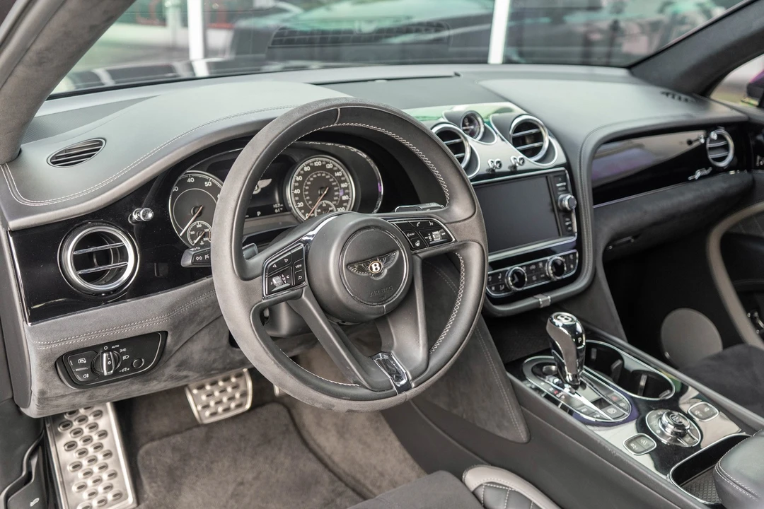 2020 Bentley Bentayga Speed - Image 12 of 31