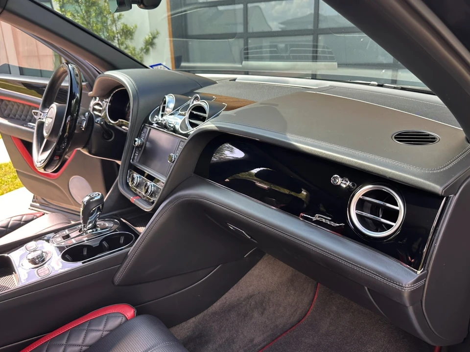 2020 Bentley Bentayga Speed - Image 20 of 31