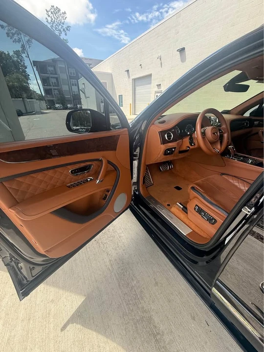 2020 Bentley Bentayga Speed - Image 9 of 13