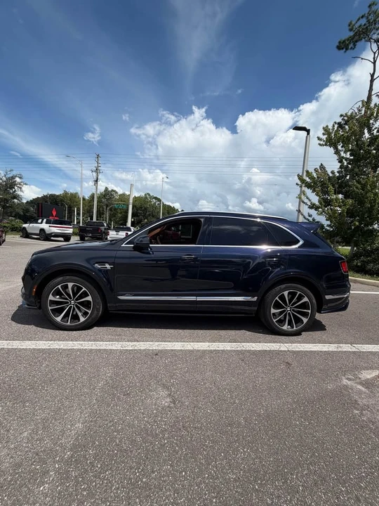 2020 Bentley Bentayga Speed - Image 7 of 20