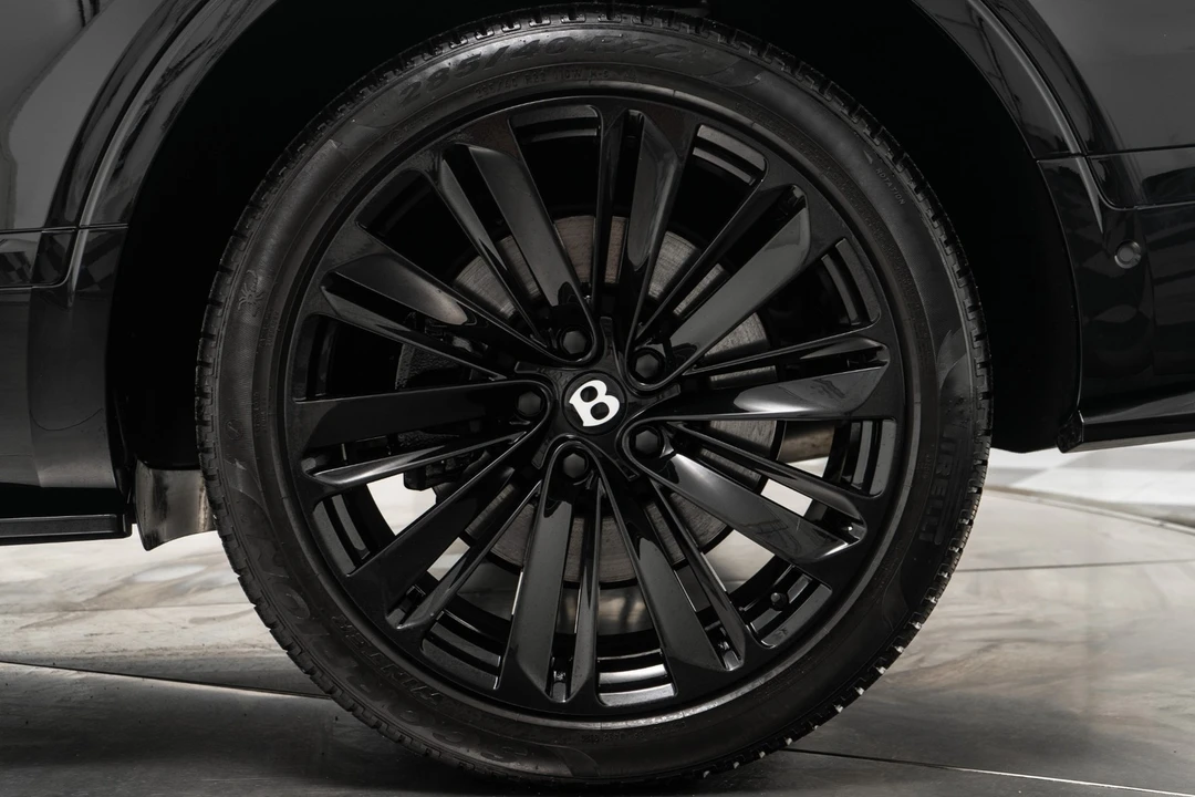 2020 Bentley Bentayga Speed - Image 11 of 21
