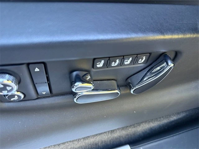 2020 Bentley Bentayga - Image 12 of 20