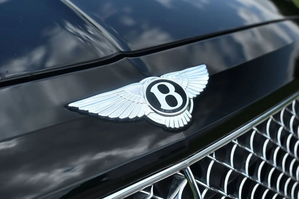 2020 Bentley Bentayga - Image 11 of 14