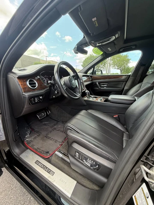 2020 Bentley Bentayga - Image 12 of 15