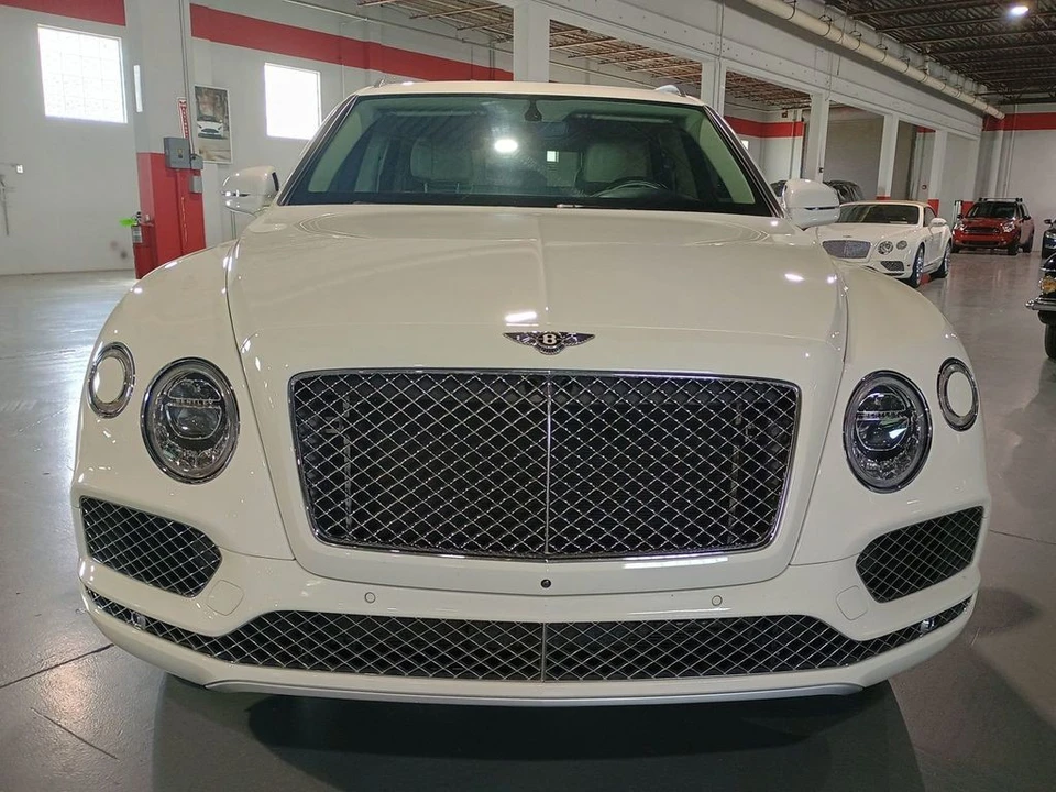 2020 Bentley Bentayga - Image 8 of 12