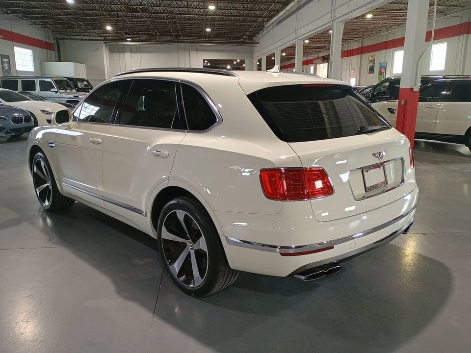 2020 Bentley Bentayga - Image 3 of 12