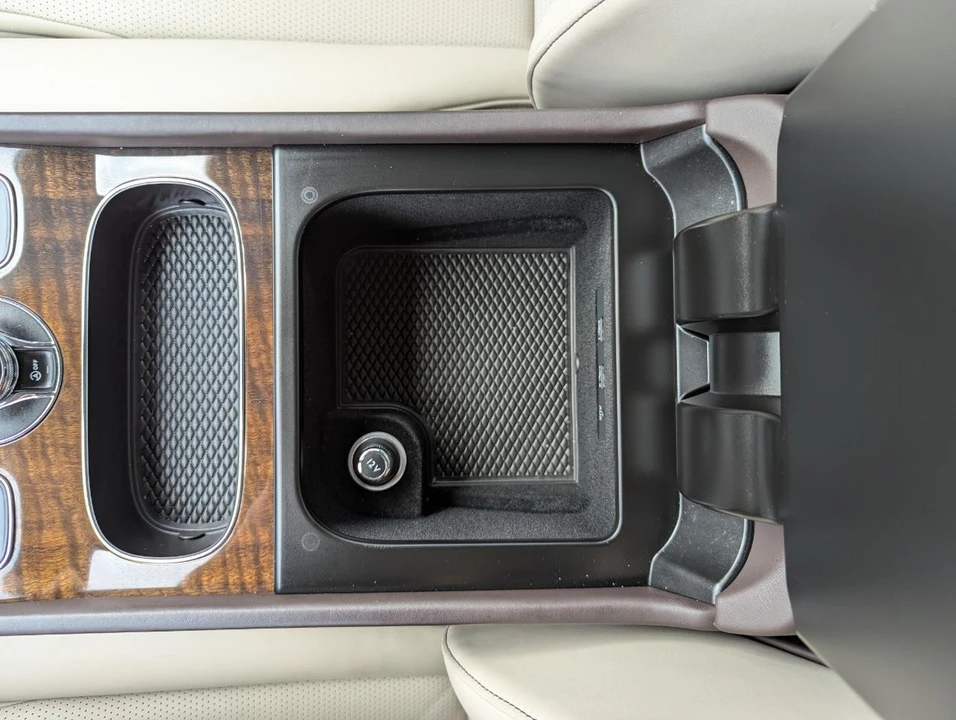 2020 Bentley Bentayga - Image 30 of 31