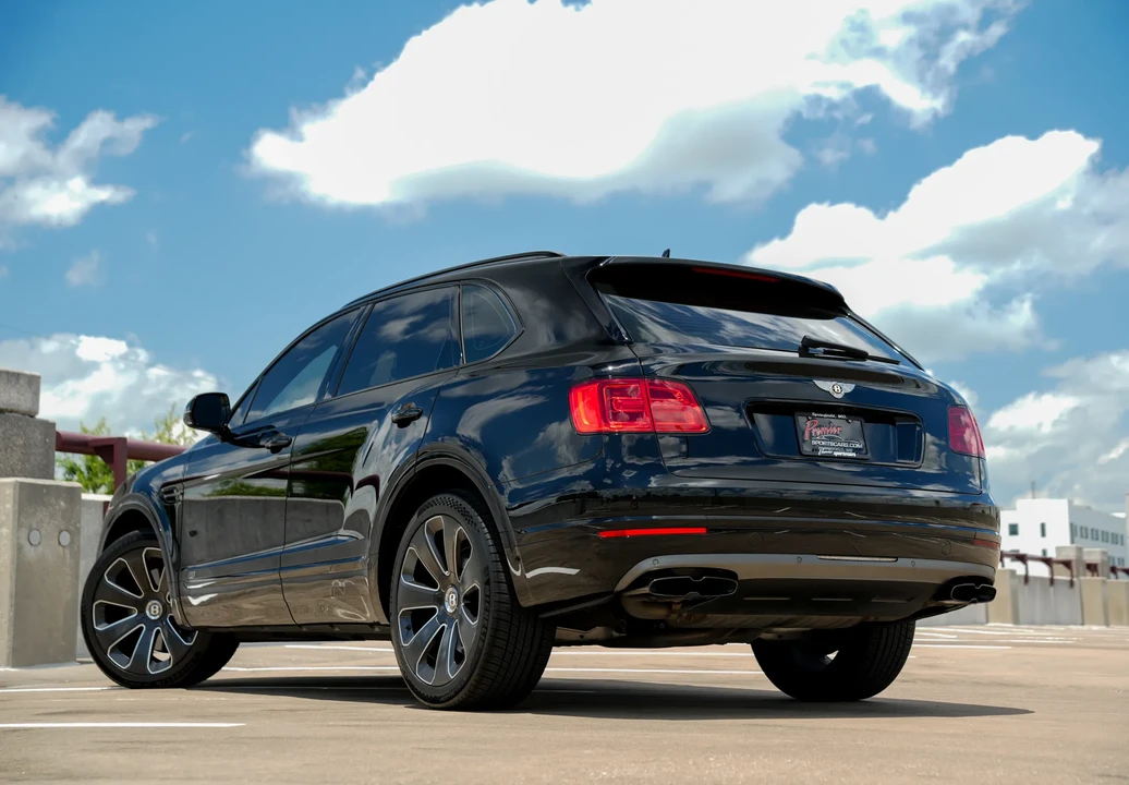 2020 Bentley Bentayga - Image 30 of 31