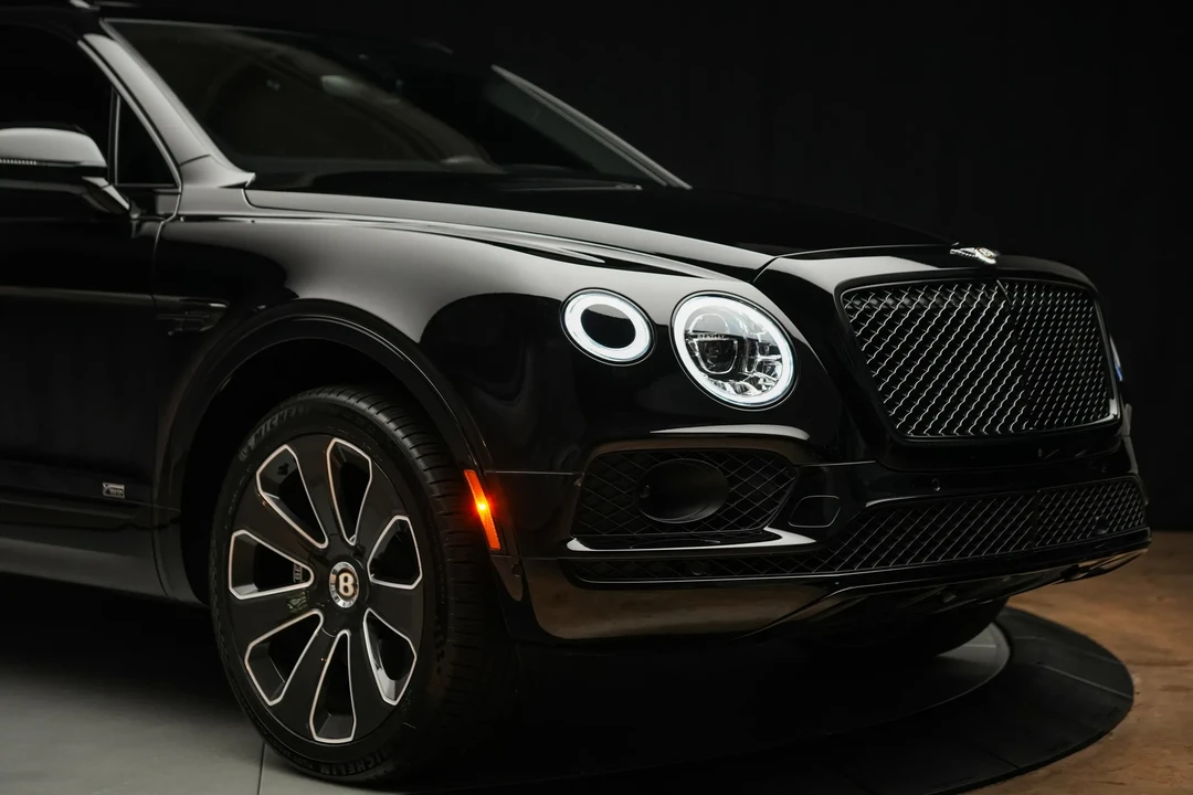 2020 Bentley Bentayga - Image 3 of 31