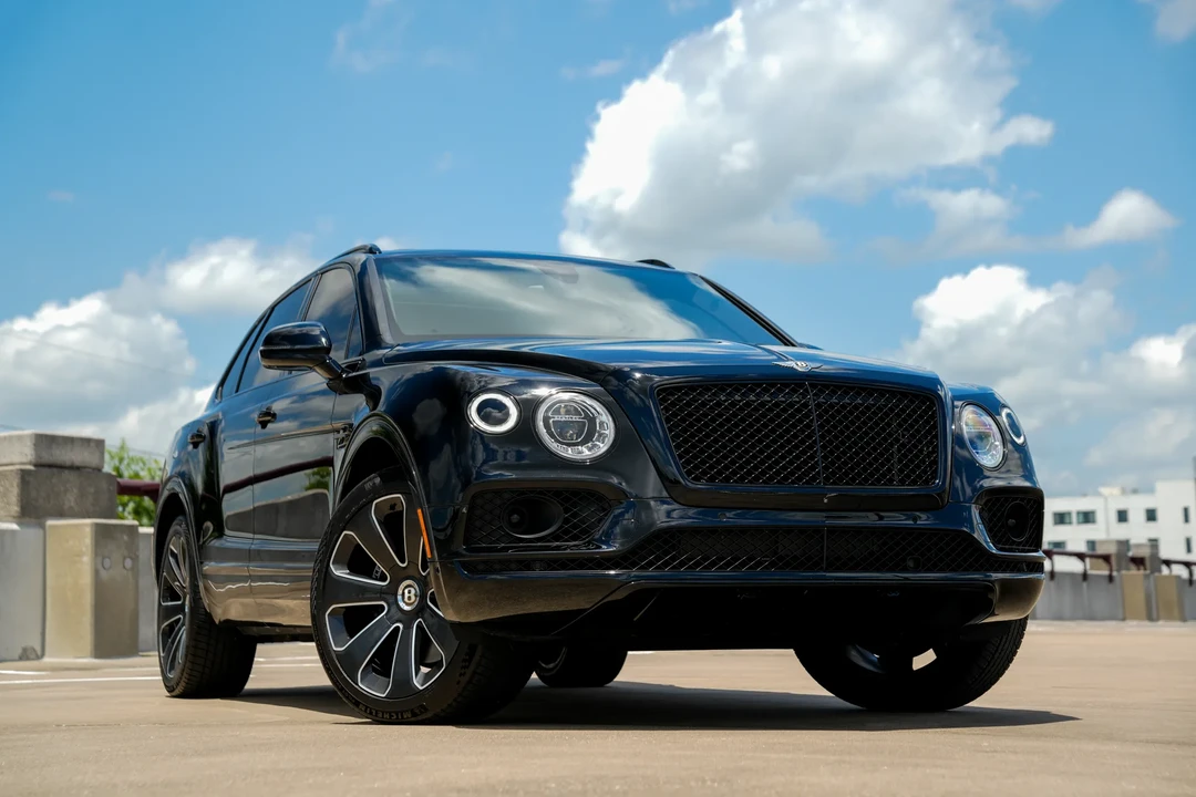 2020 Bentley Bentayga - Image 24 of 31