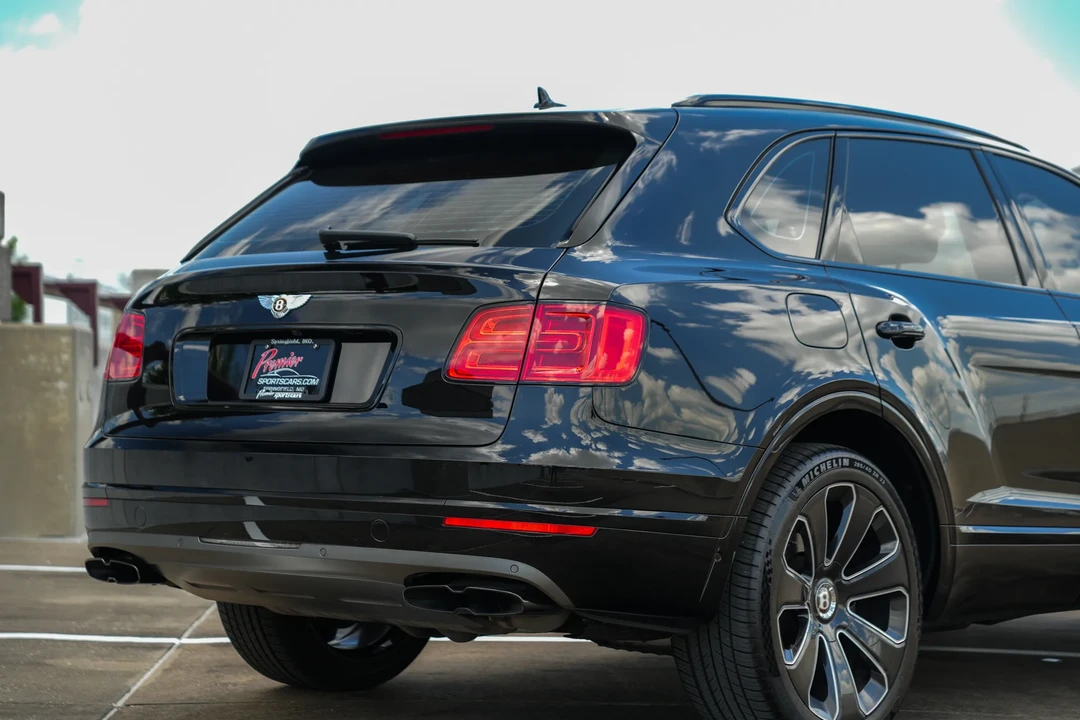 2020 Bentley Bentayga - Image 28 of 31