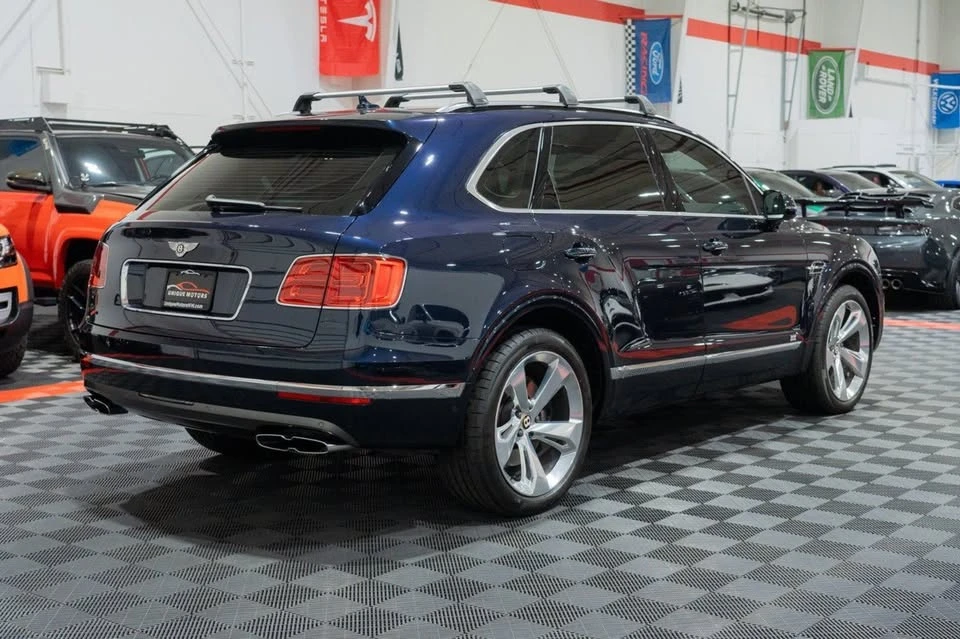 2020 Bentley Bentayga - Image 8 of 20