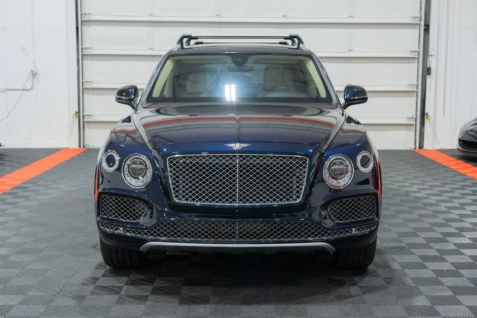 2020 Bentley Bentayga - Image 2 of 20
