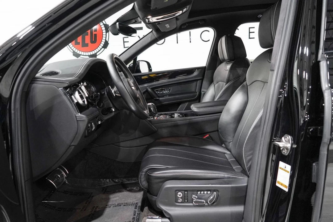 2020 Bentley Bentayga - Image 8 of 21