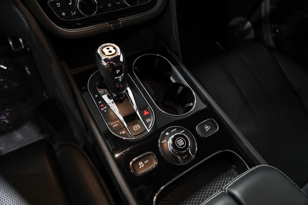 2020 Bentley Bentayga - Image 12 of 21