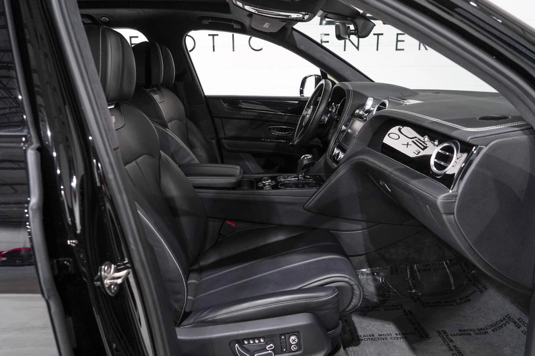 2020 Bentley Bentayga - Image 16 of 21