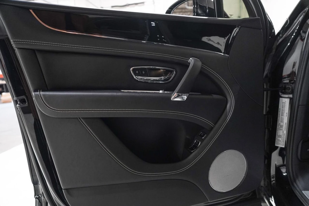 2020 Bentley Bentayga - Image 21 of 21