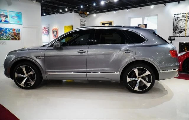 2020 Bentley Bentayga - Image 4 of 31