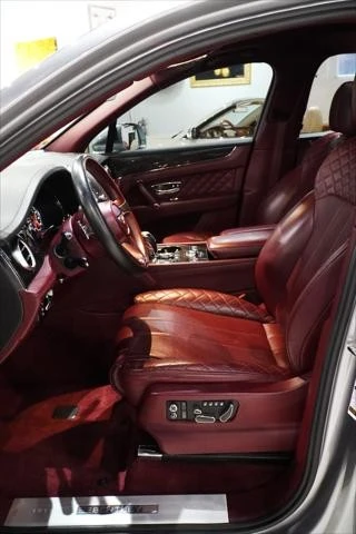 2020 Bentley Bentayga - Image 11 of 31