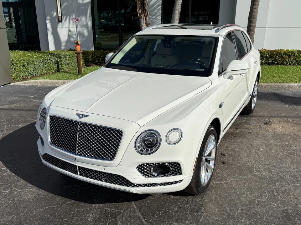 2020 Bentley Bentayga - Image 7 of 21
