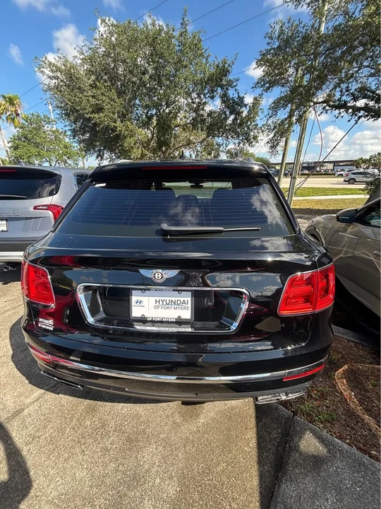 2020 Bentley Bentayga - Image 6 of 6