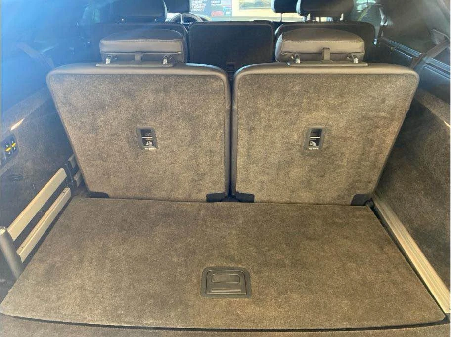 2020 Bentley Bentayga - Image 18 of 19