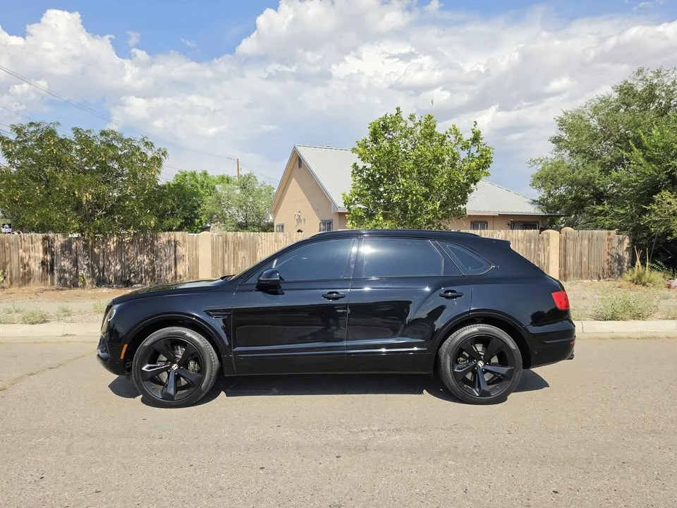 2020 Bentley Bentayga - Image 5 of 9