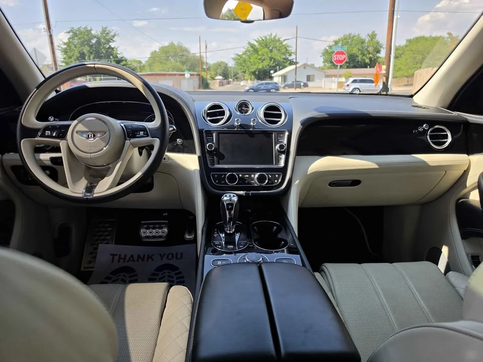 2020 Bentley Bentayga - Image 9 of 9