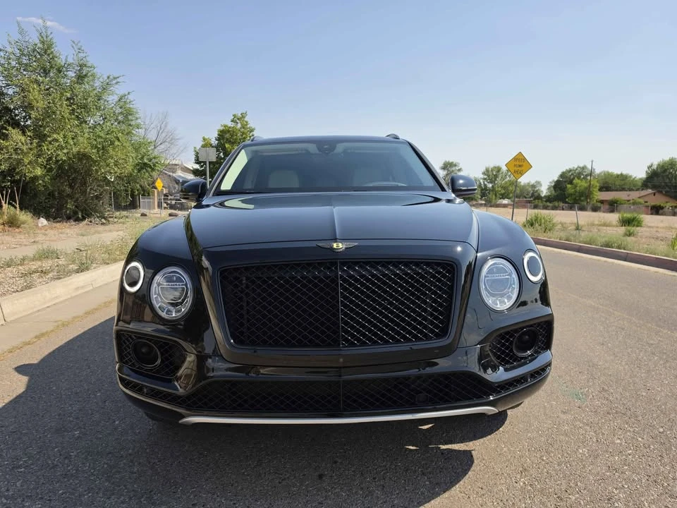 2020 Bentley Bentayga - Image 2 of 9