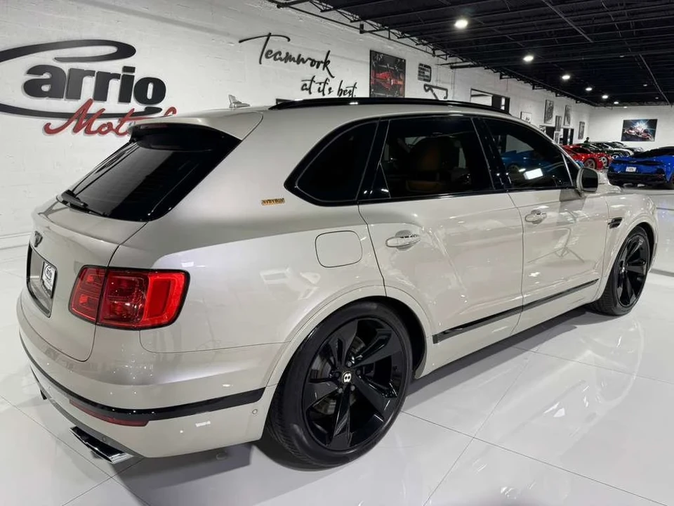 2020 Bentley Bentayga - Image 7 of 12