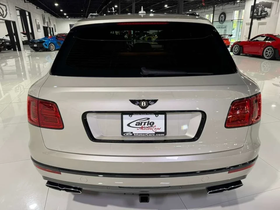2020 Bentley Bentayga - Image 6 of 12