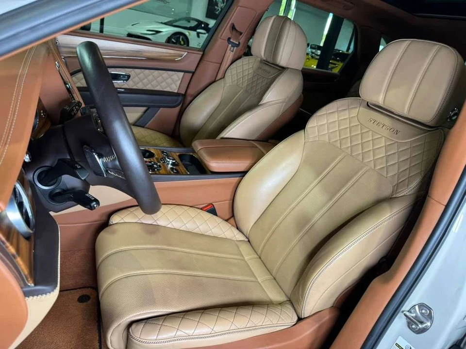 2020 Bentley Bentayga - Image 10 of 12