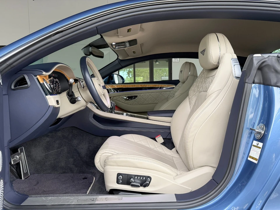 2020 Bentley Continental GT 3rd Gen - Image 28 of 31