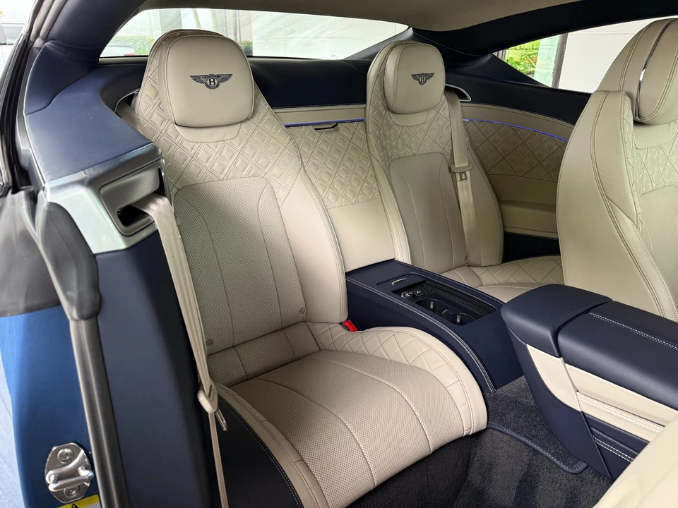 2020 Bentley Continental GT 3rd Gen - Image 27 of 31