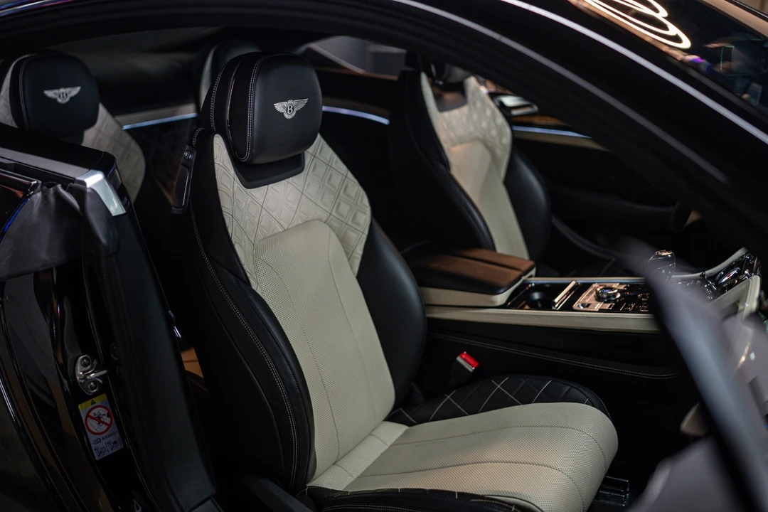 2020 Bentley Continental GT 3rd Gen - Image 15 of 28