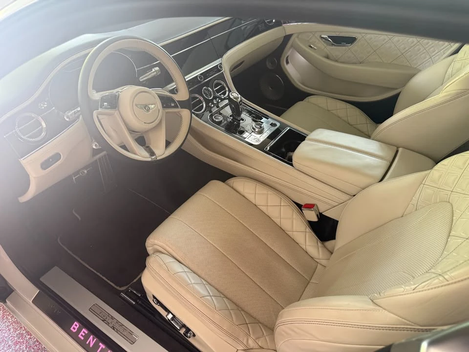 2020 Bentley Continental GT 3rd Gen - Image 9 of 18