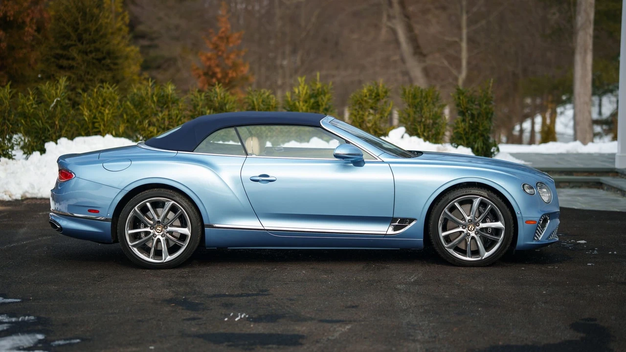 2020 Bentley Continental GT 3rd Gen - Image 19 of 31