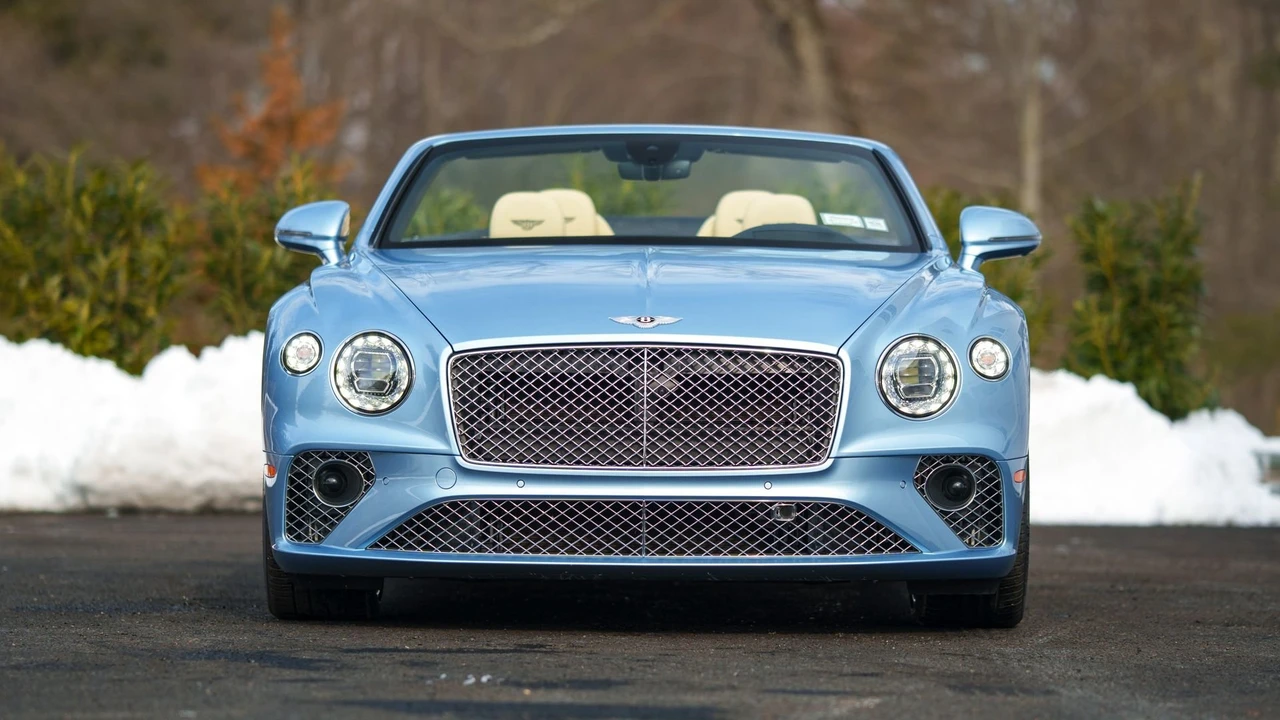 2020 Bentley Continental GT 3rd Gen - Image 2 of 31