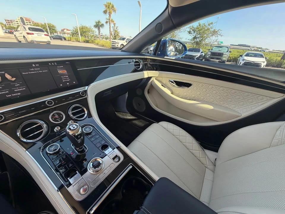 2020 Bentley Continental GT 3rd Gen - Image 15 of 19