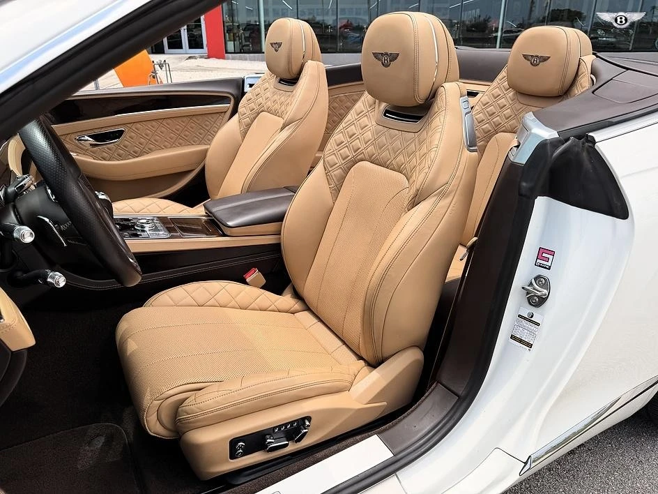2020 Bentley Continental GT 3rd Gen - Image 27 of 31